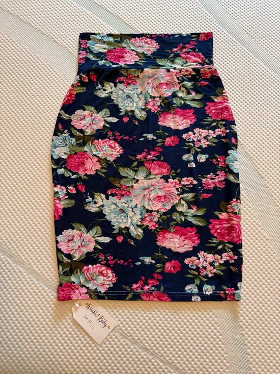 Kissable Baby Dresses & Skirts - Navy Floral Pencil Skirt with Pink & Aqua Blooms M/L NWT
